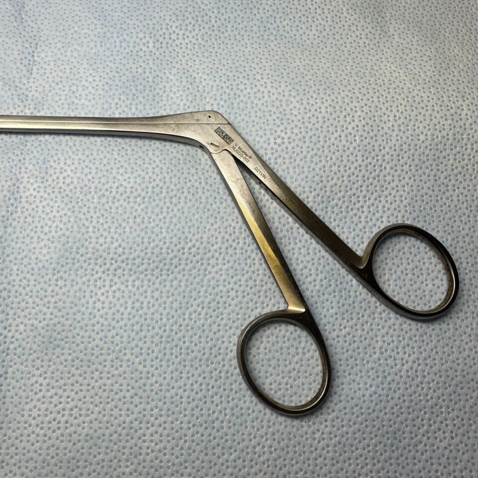 V. MUELLER NL6220-002 Cushing Rongeur Angled Up Tip 2 X 10 mm Bite — photo 4