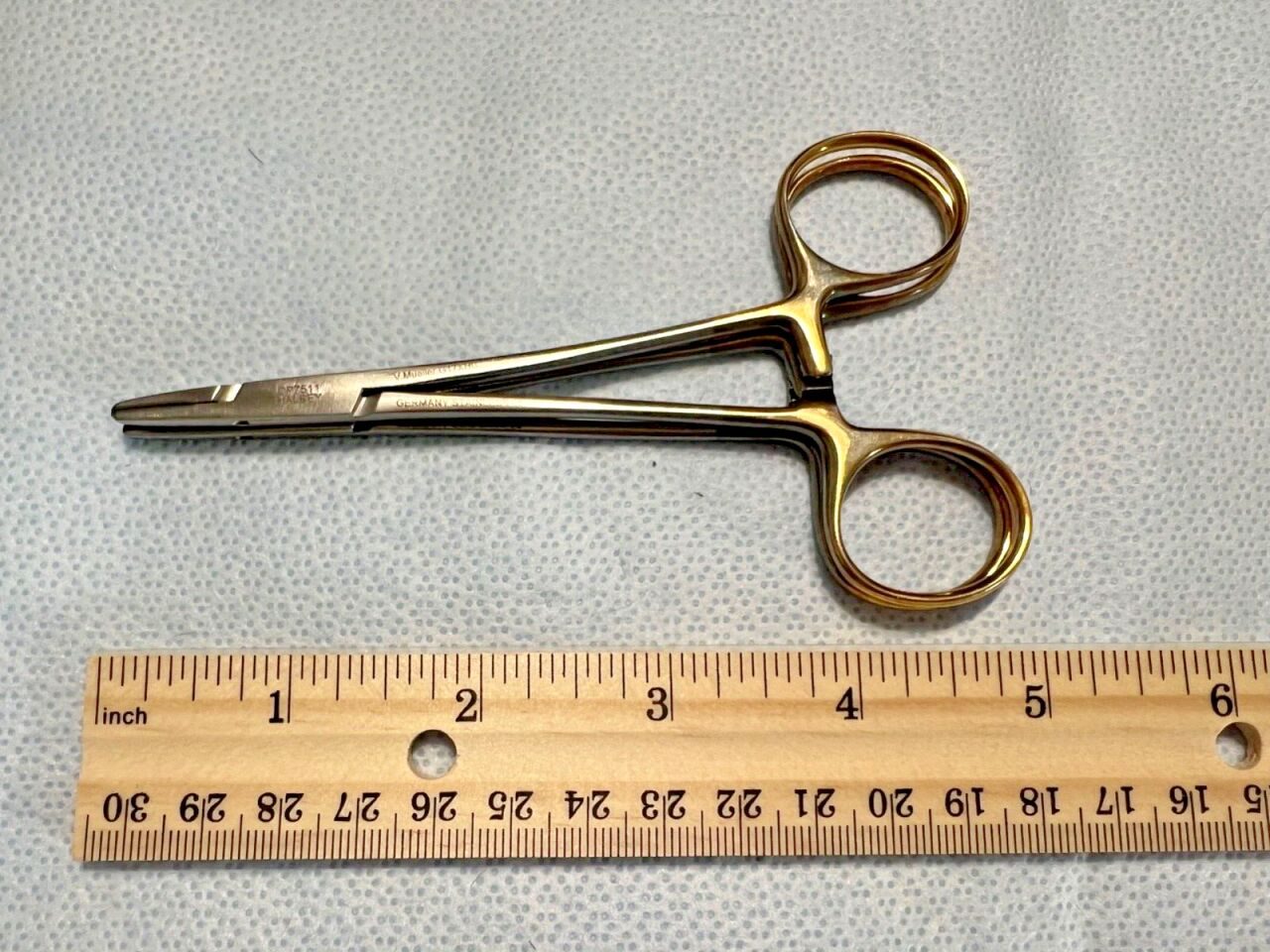 V. MUELLER G17XHC Crile-Wood Serrated Needle Holders, Set of 2 — photo 4