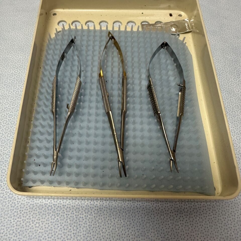 3 Piece Micro Needle Holder Set w/ Sterilization Tray — photo 4
