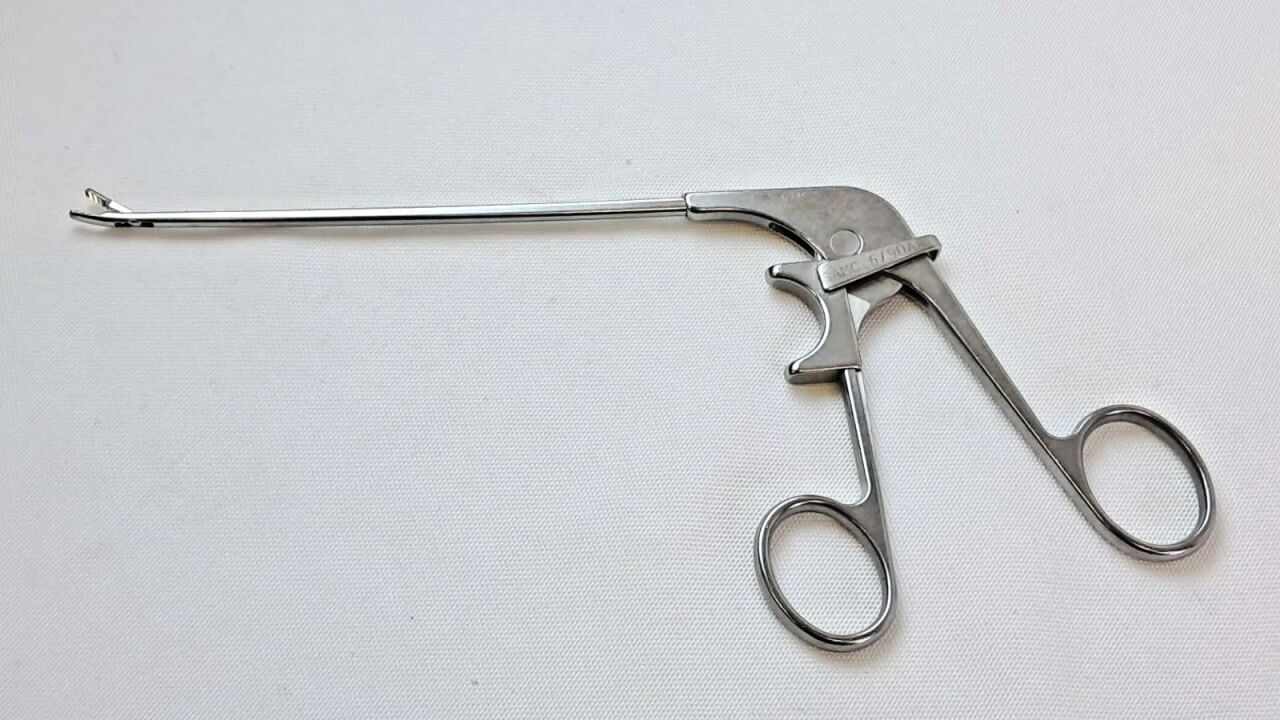 ACUFEX 011021 Alligator Grasper Curved Up, 2.7mm Arthroscopic
