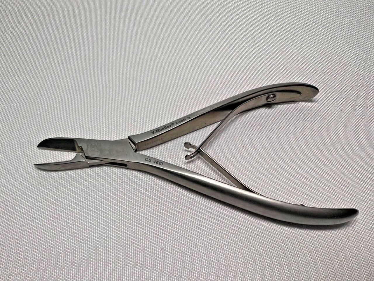V. MUELLER OS4610 Littauer-Liston Bone Cutting Forceps