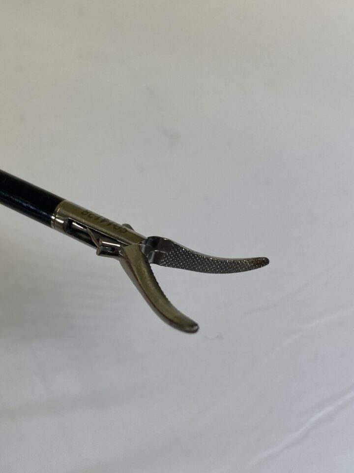 SURGICAL DIRECT SD14128 5mm x 37cm Monopolar Laparoscopic Maryland Dissector — photo 8
