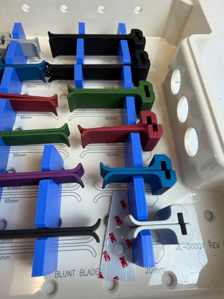 INTEGRA RUGGLES RU2400 FlexiSpine Retractor System w/ Sterilization Tray Neuro — photo 8