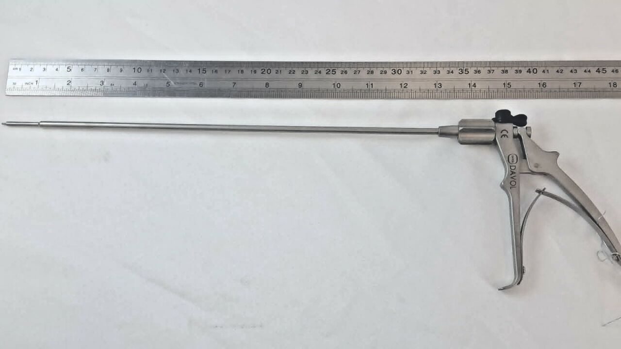 DAVOL 113025 Salute Suture Removal Forceps 18" — photo 6