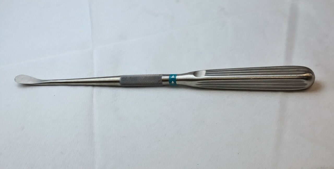 V. MUELLER NL9707-001 Cobb Elevator 13mm Wide Blade — photo 1