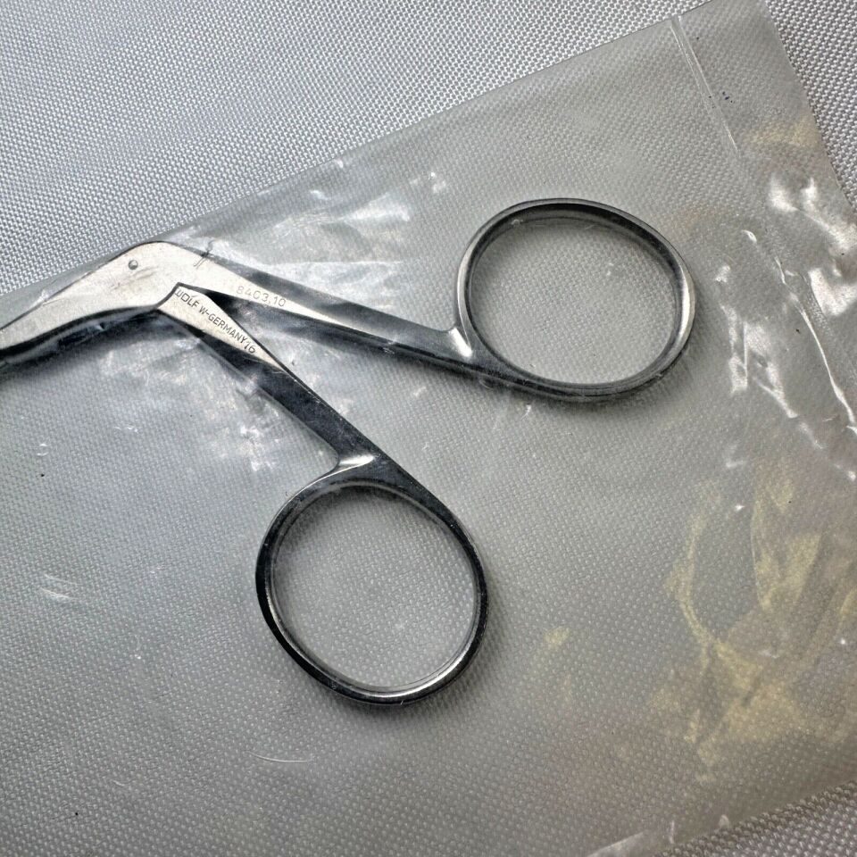 RICHARD WOLF 8403.1 Arthroscopic Biopsy Forceps w/Spike Double Opening 8-3/4" — photo 4