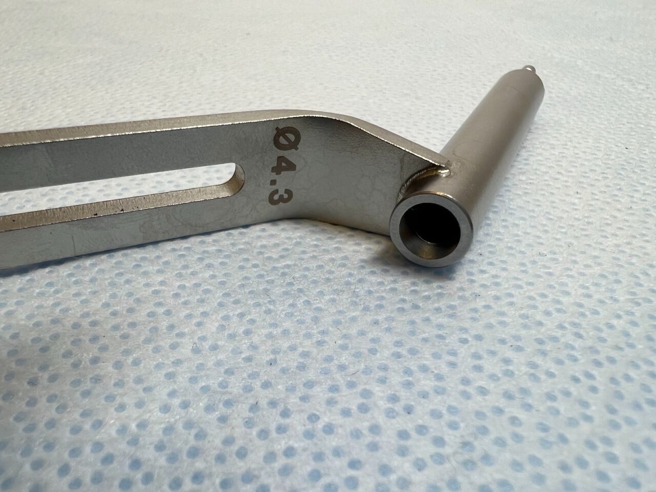 SYNTHES 03.122.040 Double Drill Sleeve 4.3mm — photo 4