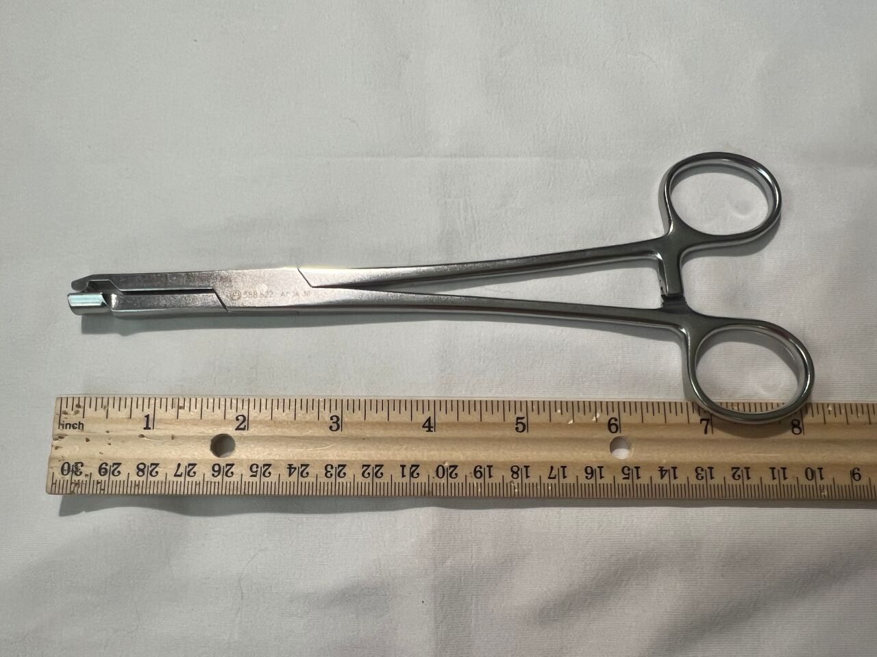 SYNTHES 388.522 USS Small Stature Hook Holding Forceps For Dual Opening Implants — photo 2