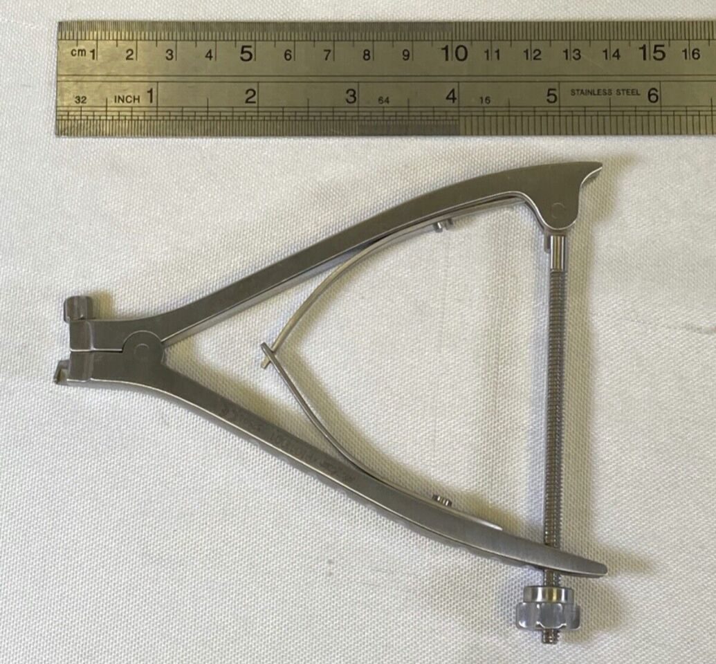 STRYKER XPI011001 Easy Step Reduction Forcep Handle w/ Ratchet — photo 8