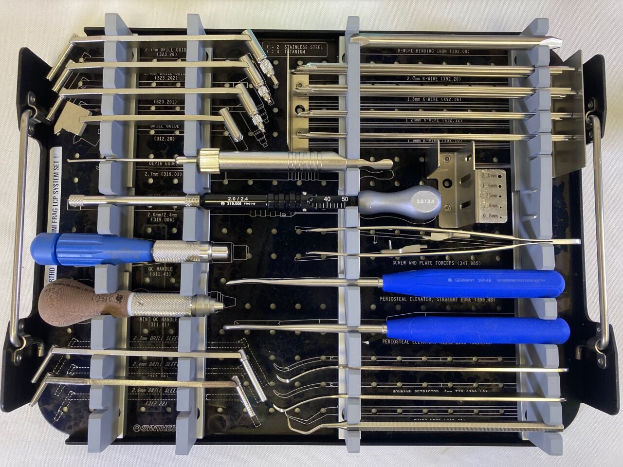 SYNTHES 01.111.120 LCP Modular Mini Fragment Instrument and Implant Set — photo 3