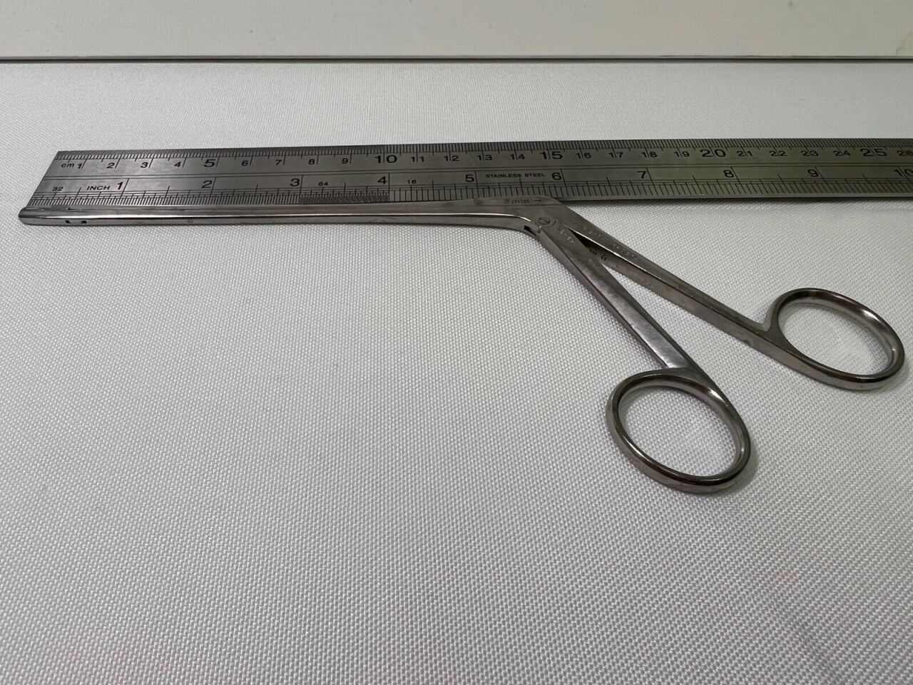 V. MUELLER NL6230 3mm x 10mm Bite Delicate Straight Spinal Rongeur — photo 6