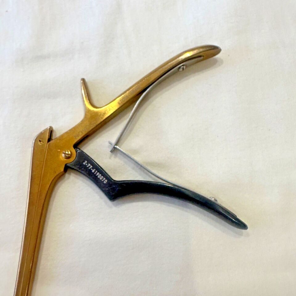 NOVO SURGICAL 57CG8 - 1MM40 1mm Cervical Rongeur 40 Degree Up — photo 5