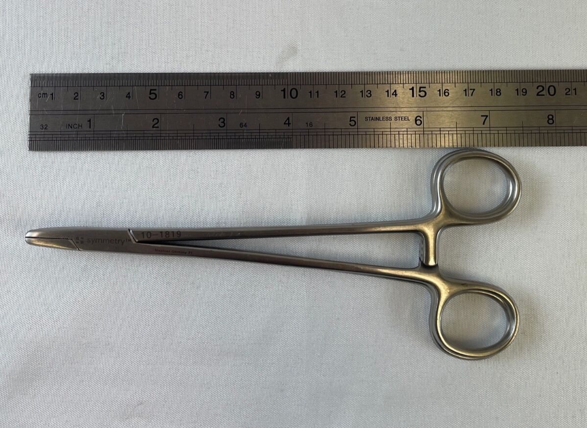 SYMMETRY 10-1819 Mayo Hegar Needle Holders 7" Stubby Jaw General Surgery Pair of 2 — photo 6