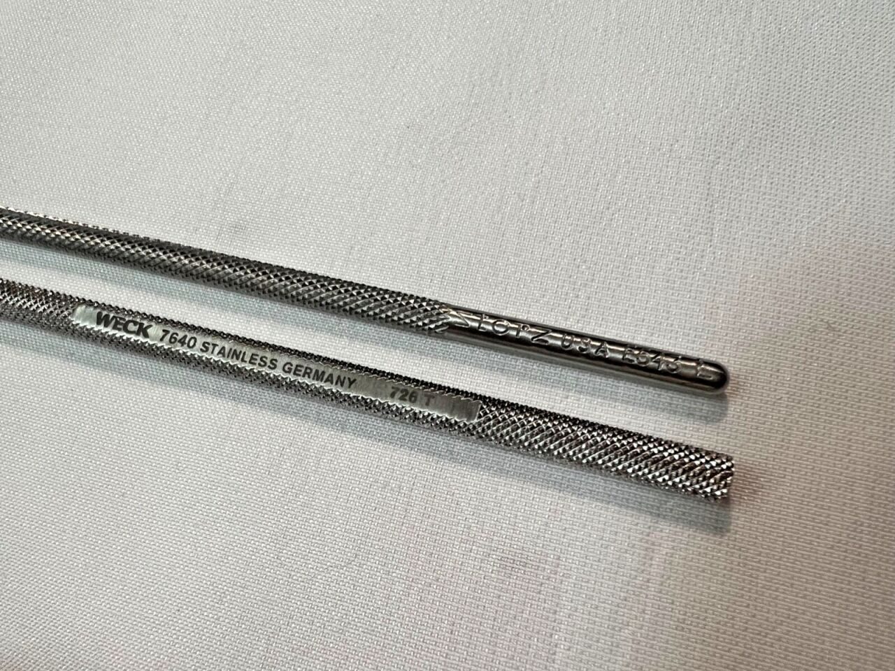 KARL STORZ E543 Set Of 2 Storz & Weck 7640 Ophthalmic Twister Hooks 4-1/4" Length — photo 4