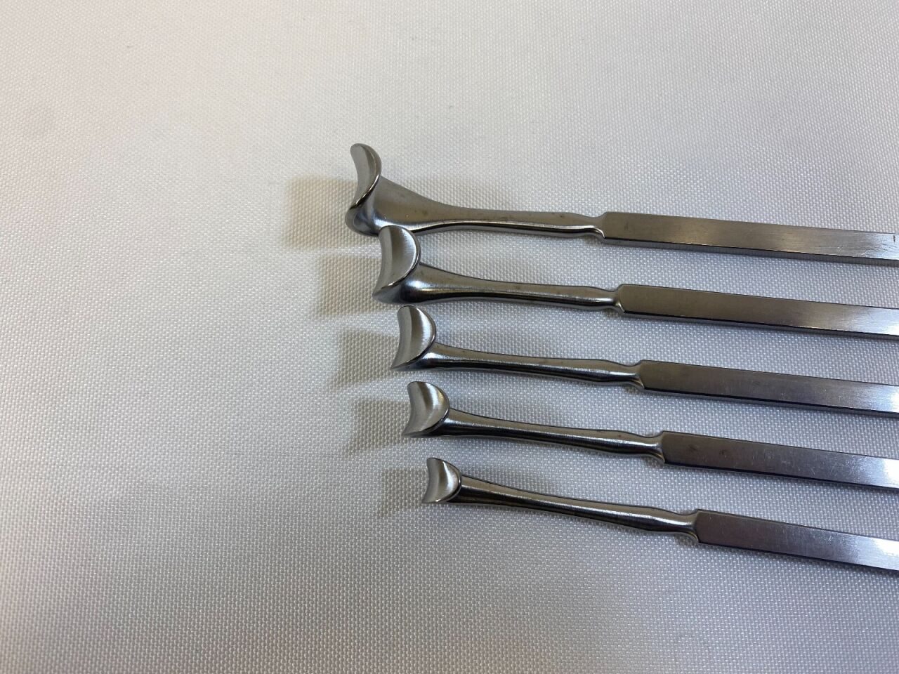 MEDICON 51.57.89, 91, 93, 95, & 51.57.98 Set of 5 Gil-Vernet Hilar Retractors — photo 5
