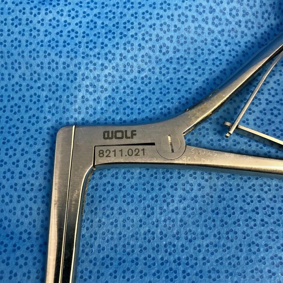 R. WOLF 8211.021 4mm 8" 90deg Up Bite Punch Forceps — photo 2