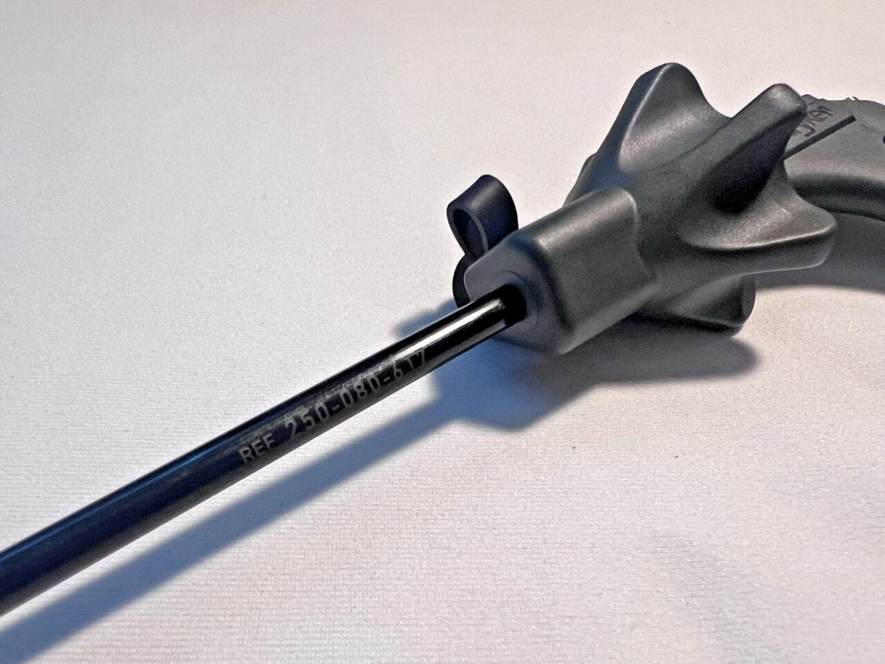 STRYKER Dolphin Nose Dissector 25080-280 Dolphin Nose 5mm Dissector 250-080-617 PEEK Monopolar Handle — photo 3
