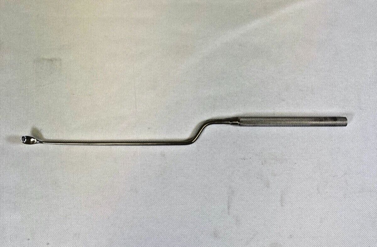CODMAN 10" Bayonet Curette 5mm Wide 45deg Angled Right Neuro