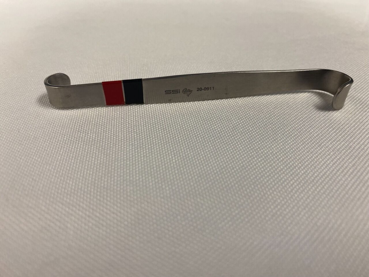 SSI ULTRA 20-0911 Children's Hospital Retractor Double-Ended S-Shaped — photo 2