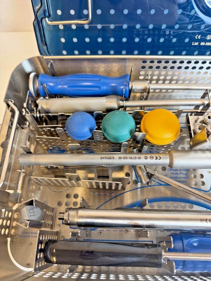 ZIMMER Continuum / Trilogy IT Acetabular System General Instrument Set — photo 2