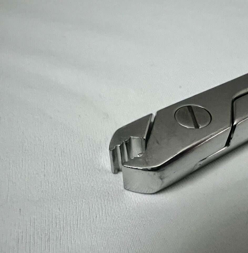 SYNTHES 03.622.081 Pangea Spine System Adjustable Holding Forceps — photo 2