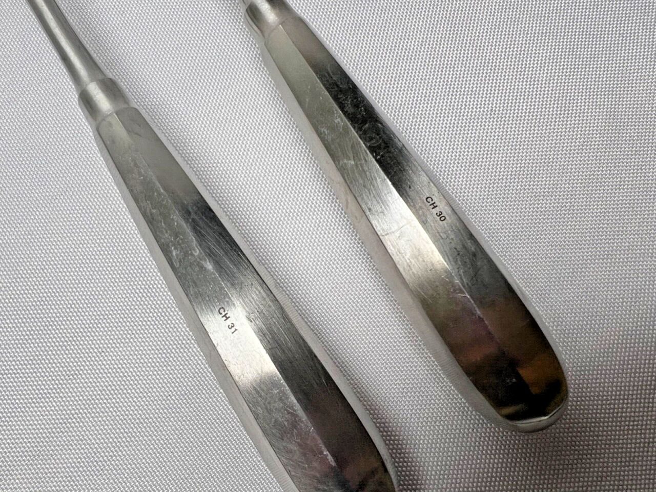 V. MUELLER CH30 & CH31 Right Sided & Left Sided Rasps Set of 2 — photo 3