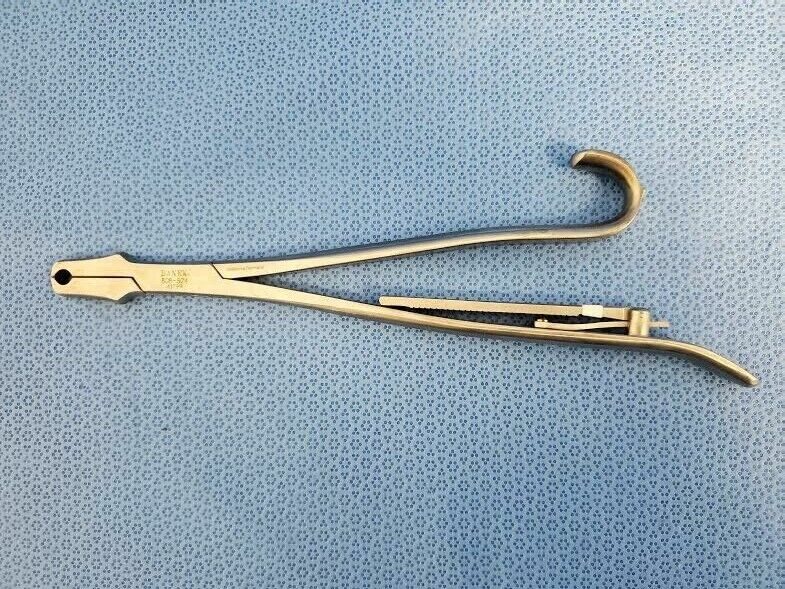 MEDTRONIC 808-524 6.5mm Rod Holding Forceps