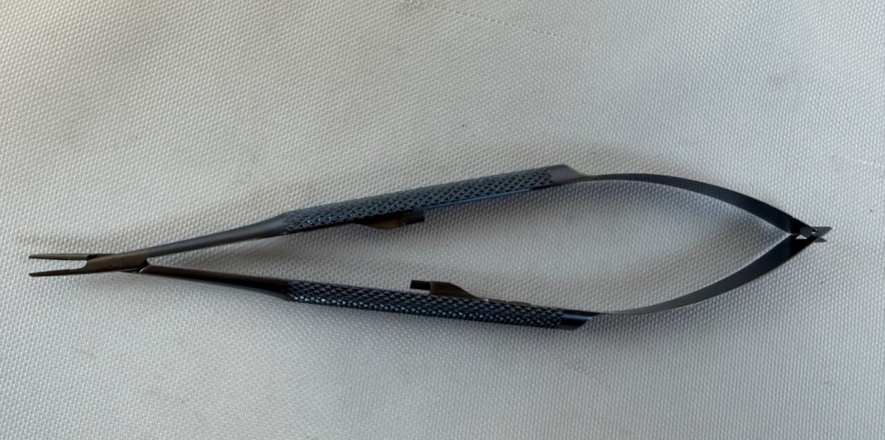 PILLING WECK 359345 Titanium Micro TC Needle Holder 1.1mm Jaw wLock 6" Neuro CVT