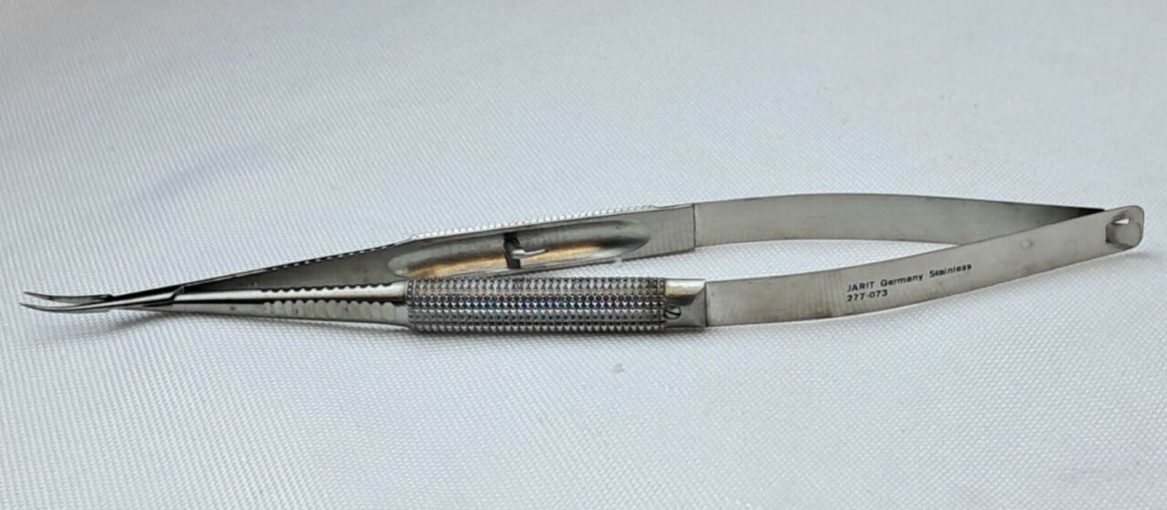 INTEGRA 277-073 Microsurgical Needle Holder — photo 1