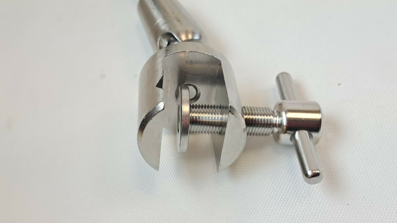 MARINA MEDICAL 110-650 & 110-660 Martin's Arm Retractor System 11660 Table Clamp   110-650 Pole — photo 5