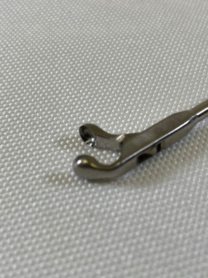 MILLENNIUM SURGICAL 15-8591U Kleinsasser Biopsy Cup Angled Up 4mm x 23cm — photo 6