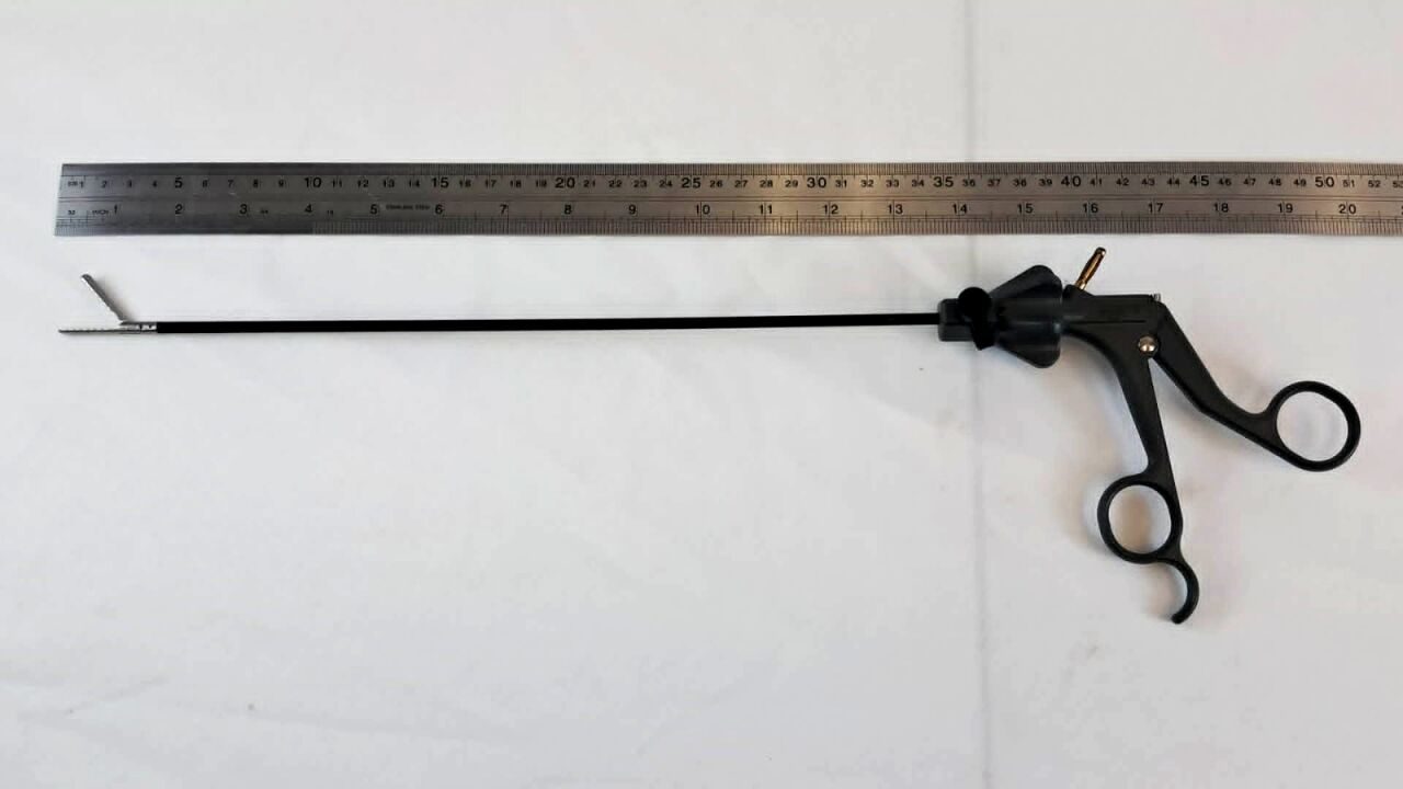 STRYKER 250-080-617 w/ 250-080-310 PEEK Monopolar Handle 5mm w/ Grasper Insert — photo 5