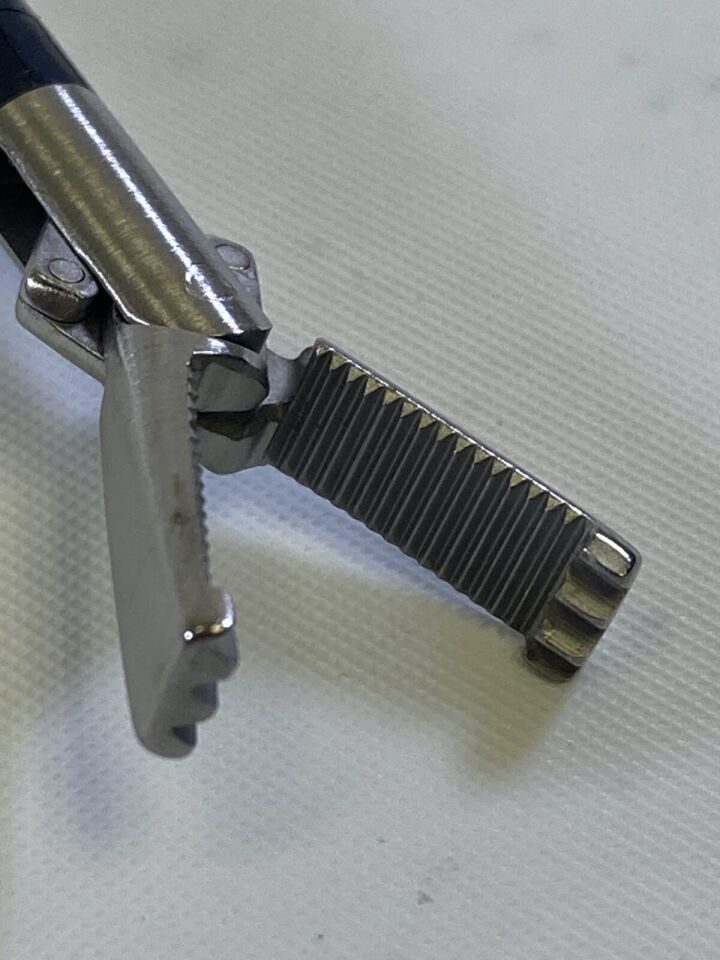 JARIT A625-122 Roto-Lok Allis Grasping Forceps — photo 7