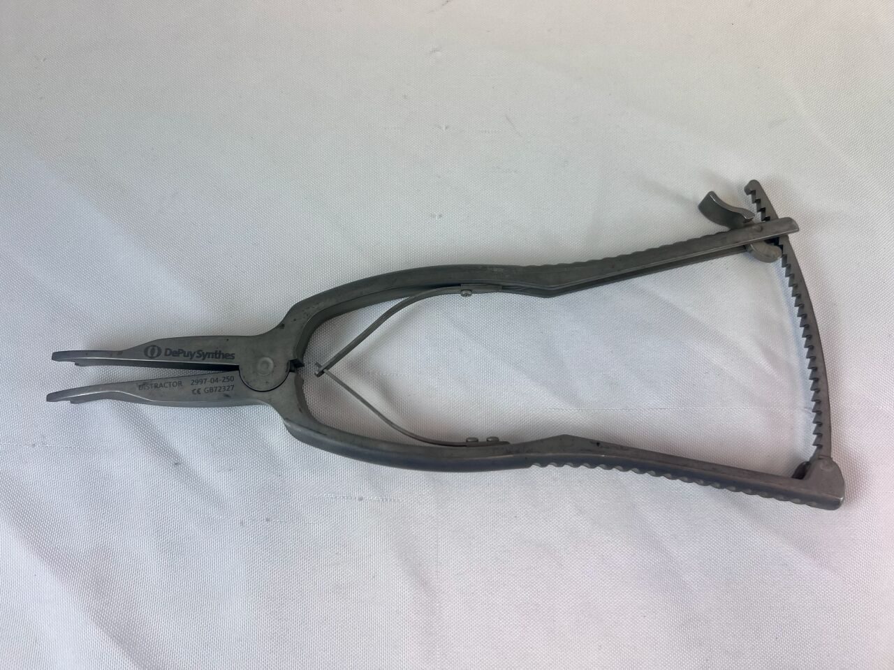 SYNTHES 2990250 Expedium VERSE Spinal System Distractor — photo 1