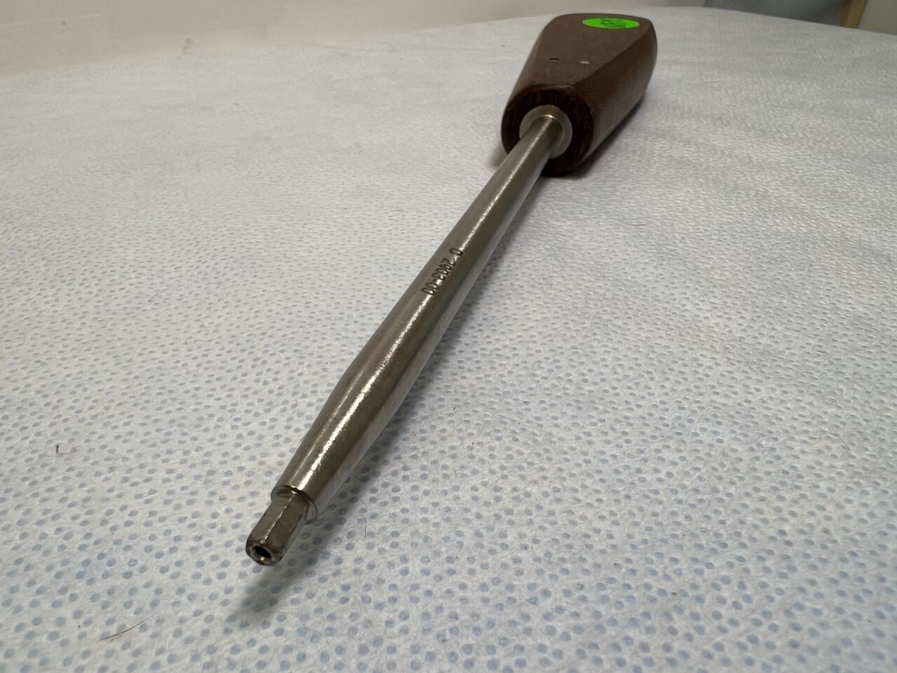 SYNTHES 2903-00 Cannulated Hexagonal Driver — photo 3