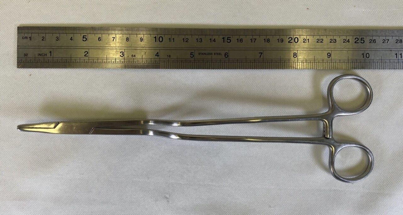 NOVO SURGICAL NSBM280 Bayonet Needle Holder Fenestrated Jaws 10" — photo 8