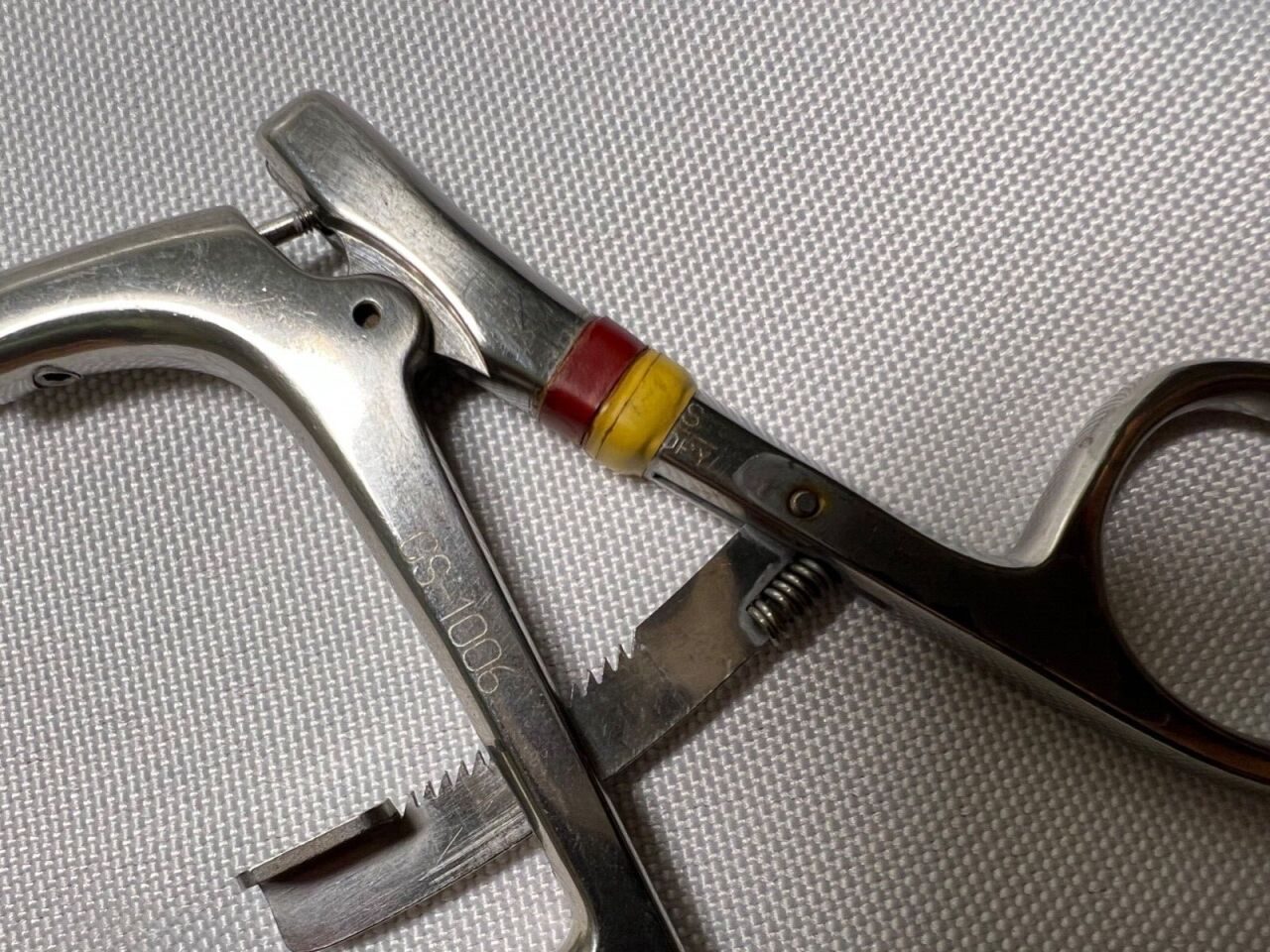 SOLOS ENDOSCOPY GI-1006 Kocher 5mm Grasping Forceps — photo 2