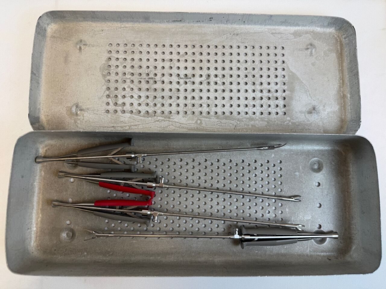 EDWARDS ERGN10330 Minimally Invasive CV Forcep Set — photo 1
