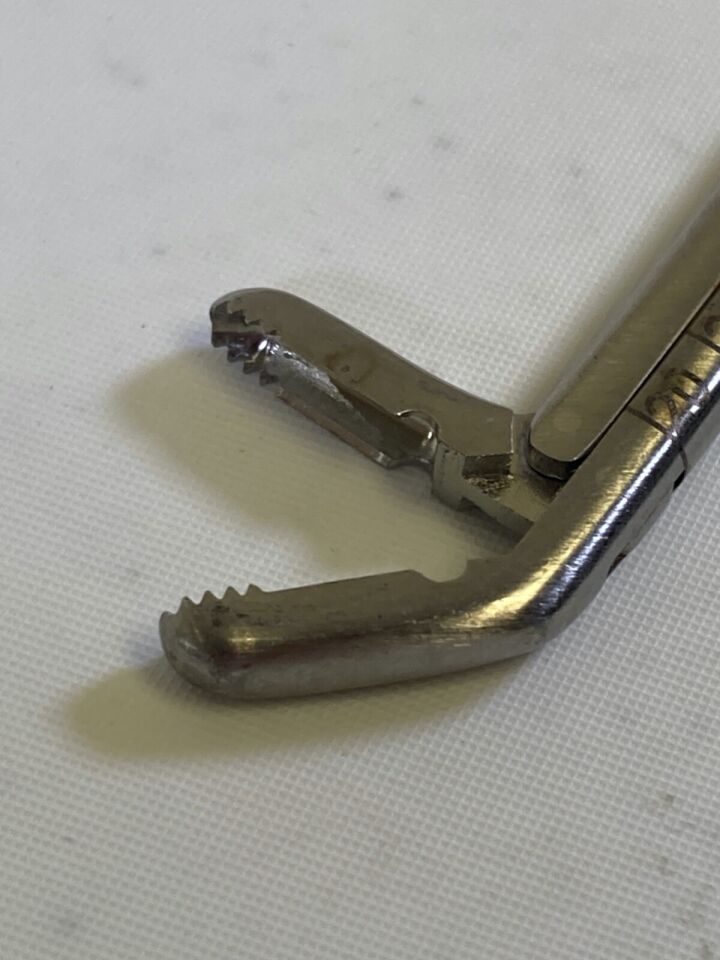 STRYKER 48360124 Reliance Pituitary Rongeur 4mm Up Bite Serrated Teeth Spine — photo 6