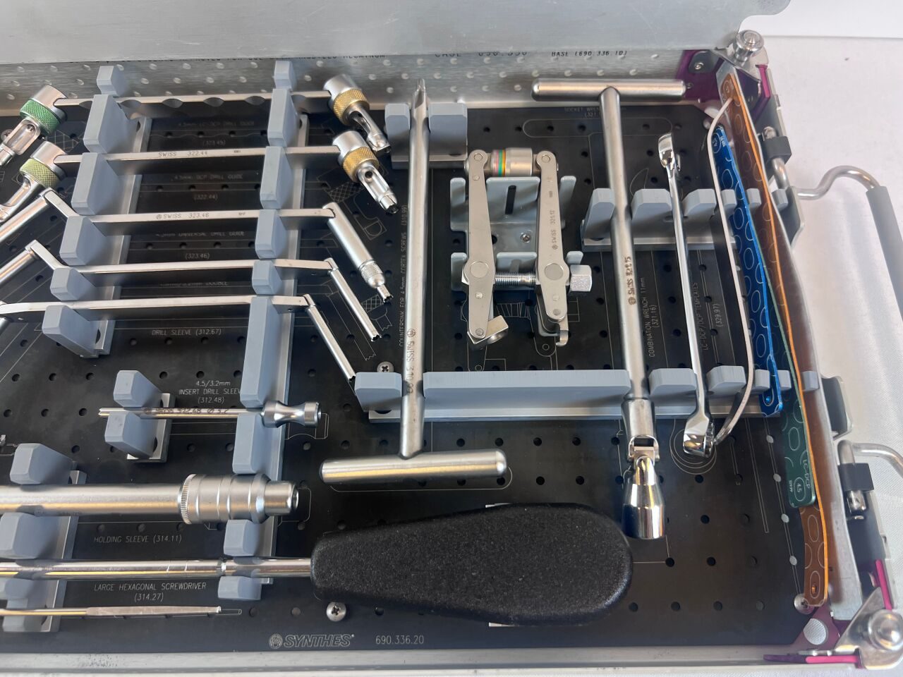 SYNTHES LC-DCP DCP Instrument Set — photo 4