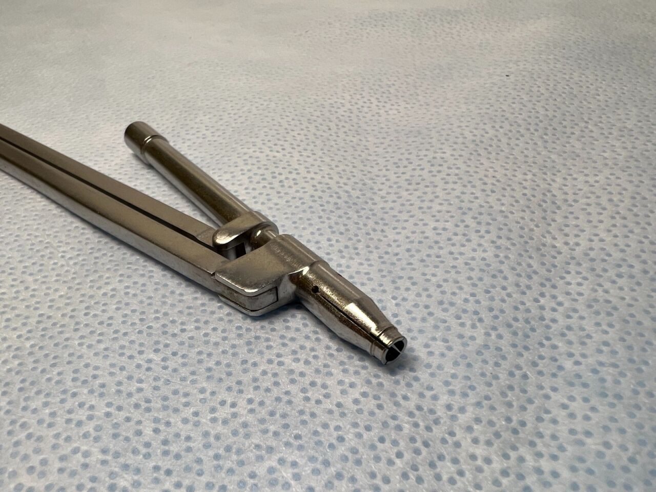 SYNTHES 324.01 Drill Guide w/ Protective Sleeve — photo 3
