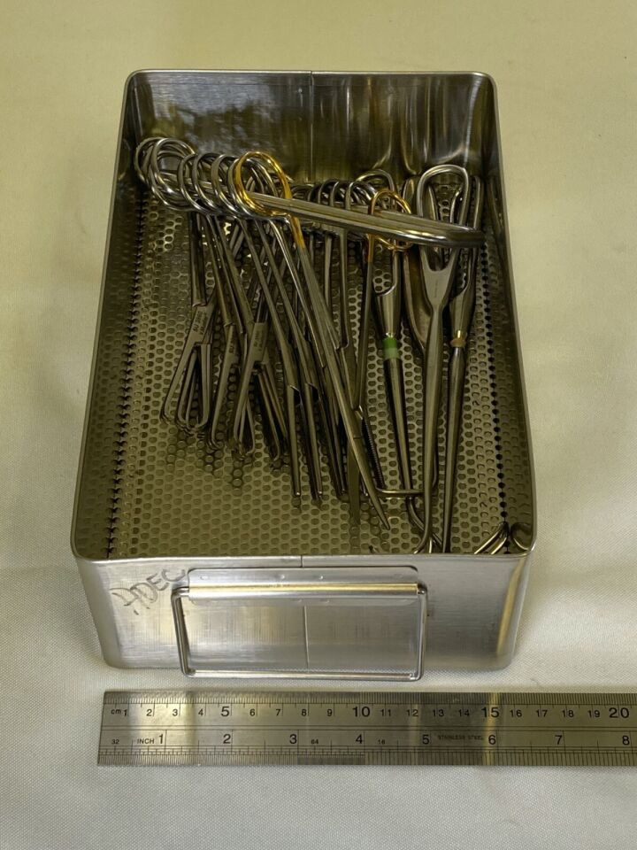 15 Piece V Mueller Codman & Sterilization Pan General ENT Thyroid Instrument Set — photo 10