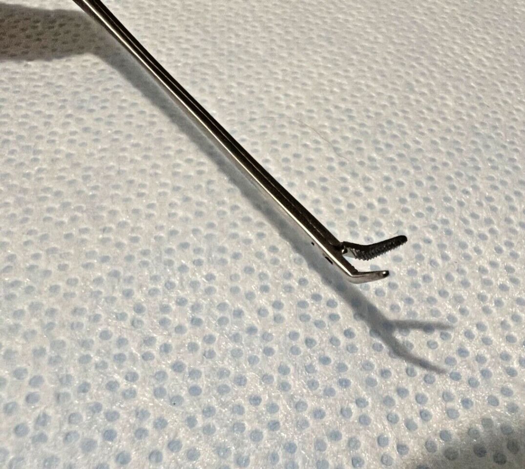 MILLENNIUM 2-169148 Surgical Alligator Nasal Forceps Serrated Curved Right — photo 5