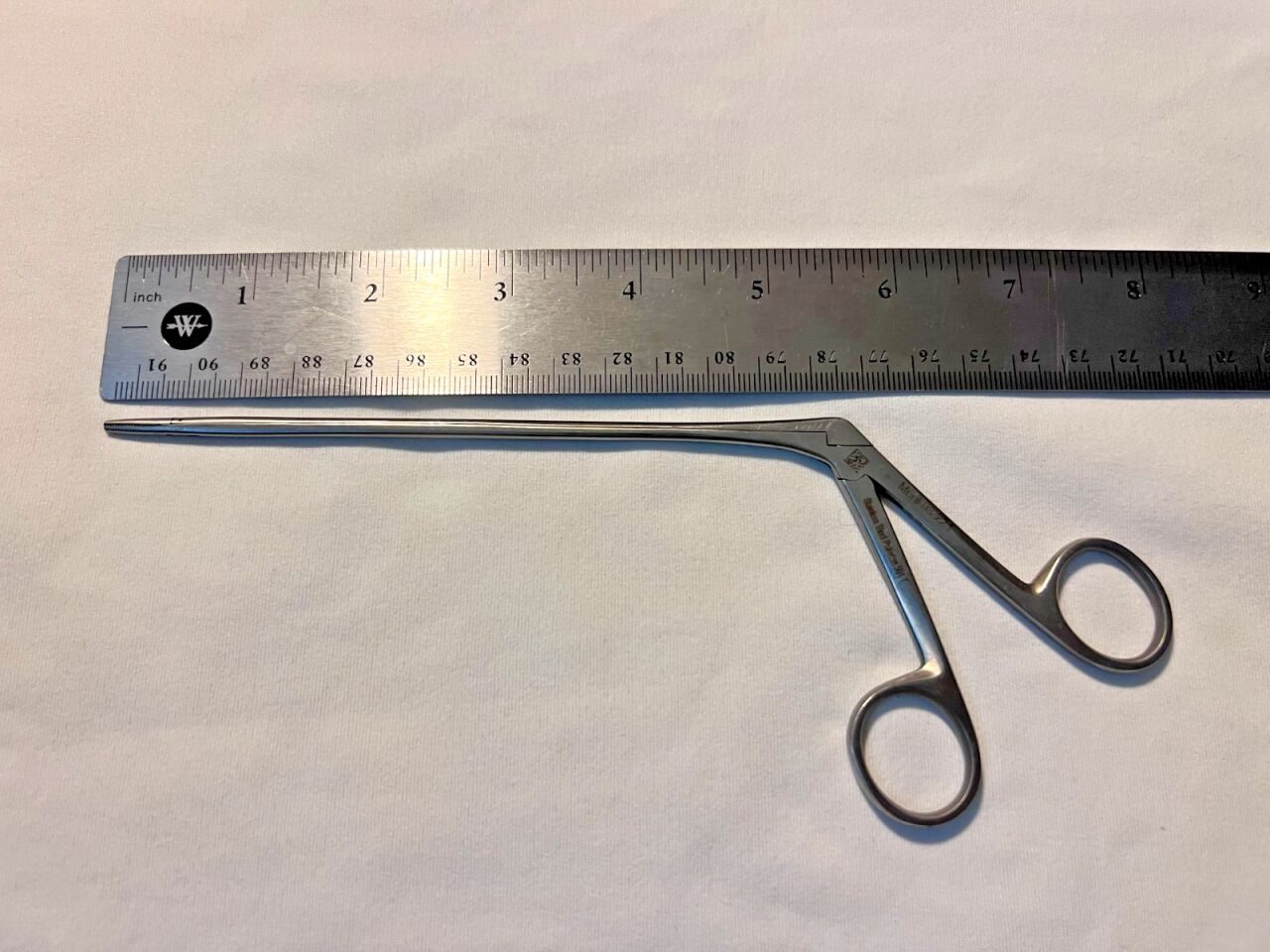 MERIT HARTMANN 98-224 Alligator Ear Forceps Serrated Jaws 5.5" Length ENT — photo 5