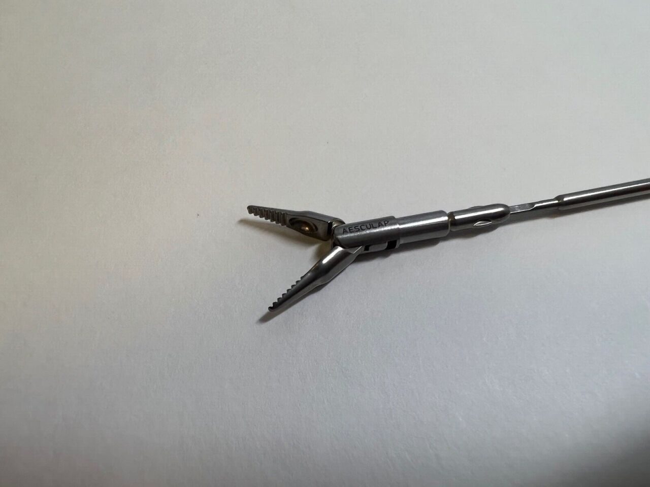 AESCULAP PO678R Laparoscopic 5mm Dolphin Nose Dissecting Forcep Jaw Insert — photo 5