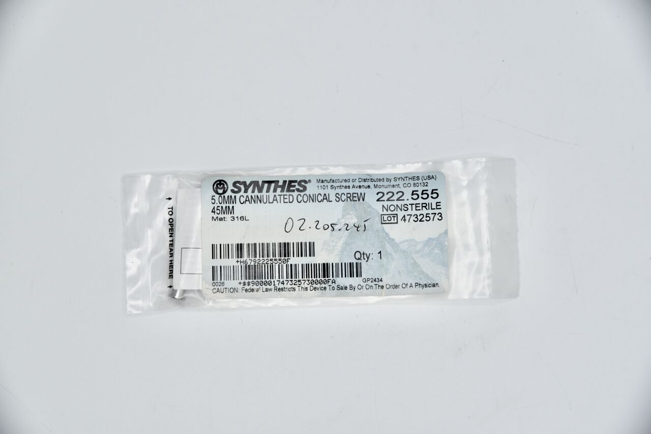 SYNTHES 222.555 Conical Screw, 5 dia. x 45 mm Length