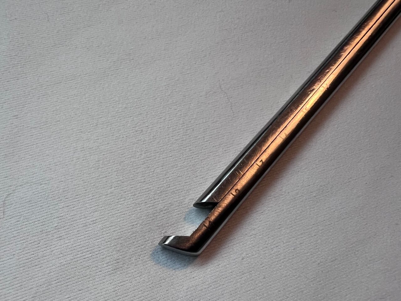 SYNTHES 389.412 Laminectomy Rongeur Punch 6mm X 40deg — photo 3