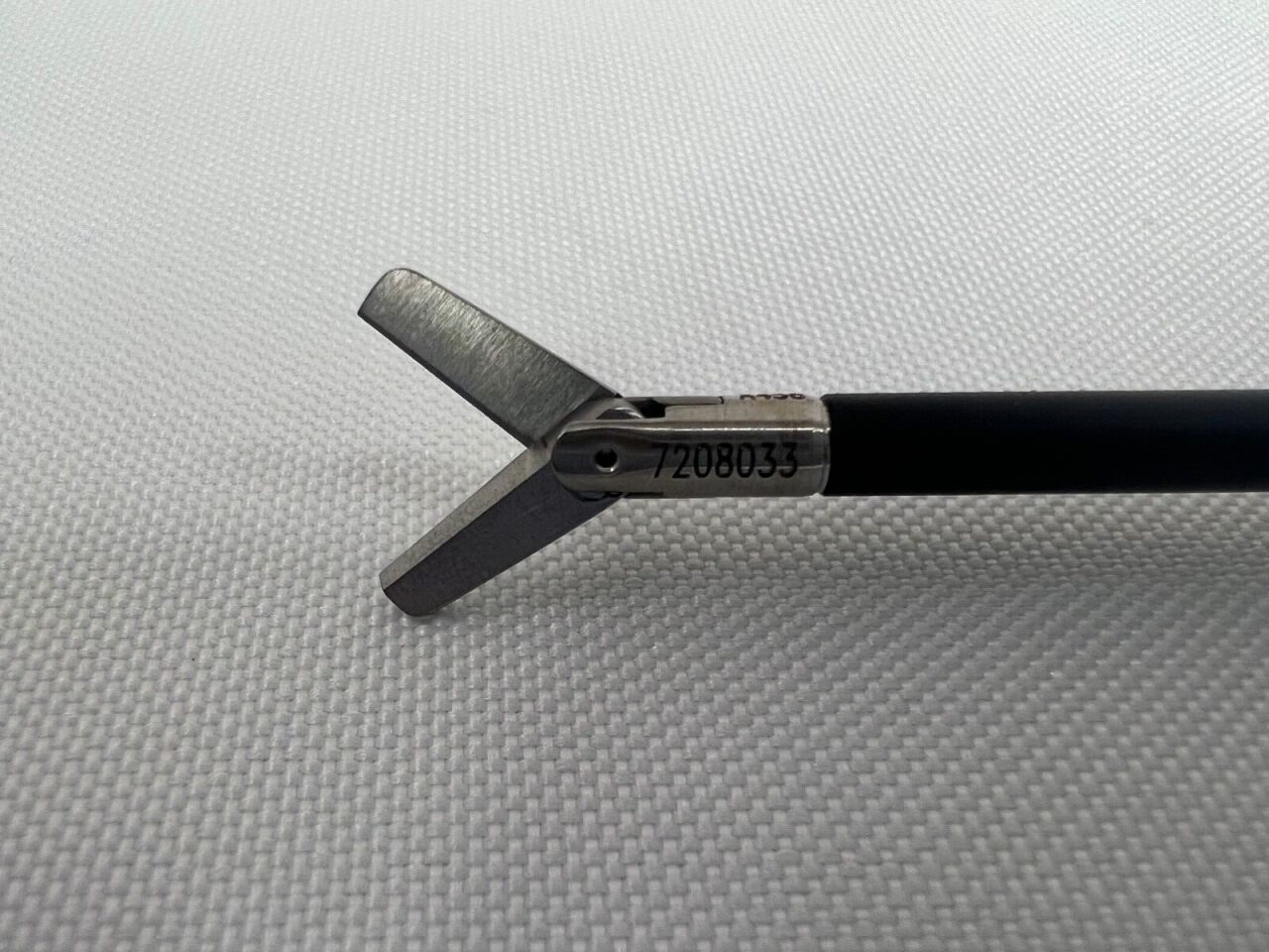 DYONICS 7208033 Laparoscopic Grasping Forcep Scissors — photo 3