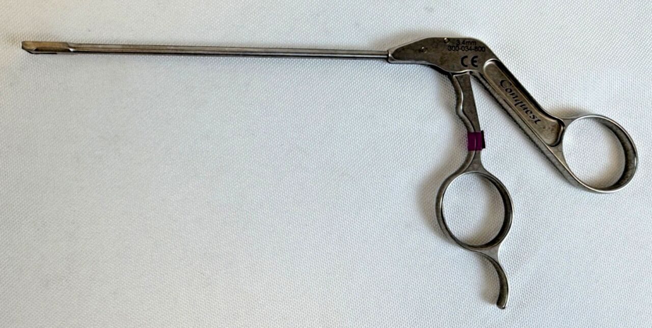 STRYKER 300-034-800 Conquest 3.4mm Straight Backbiter Arthroscopic Punch Forcep — photo 1