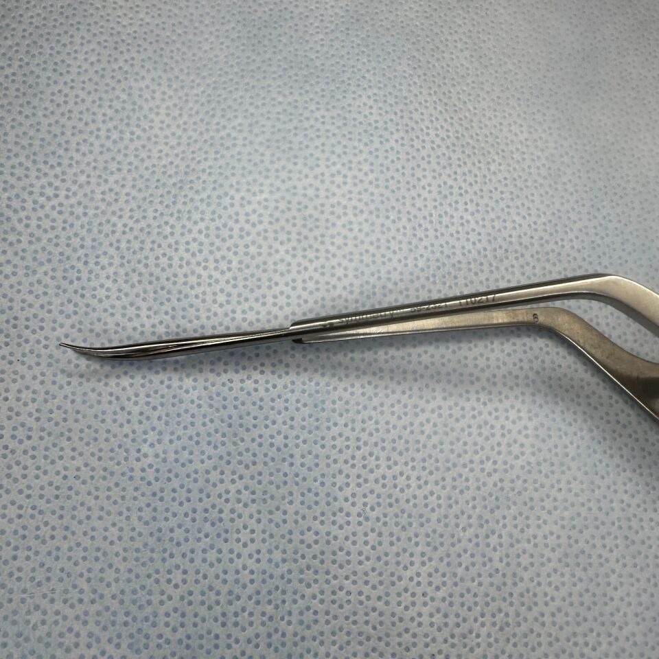 SYMMETRY SURGICAL 59-2321 Yasargil Micro Bayonet Scissors Curved 9" 230mm — photo 5
